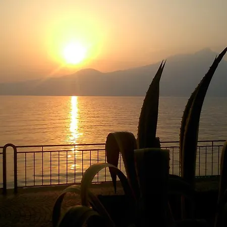 Al Caval Hotel Torri Del Benaco