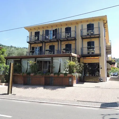 Al Caval Torri Del Benaco